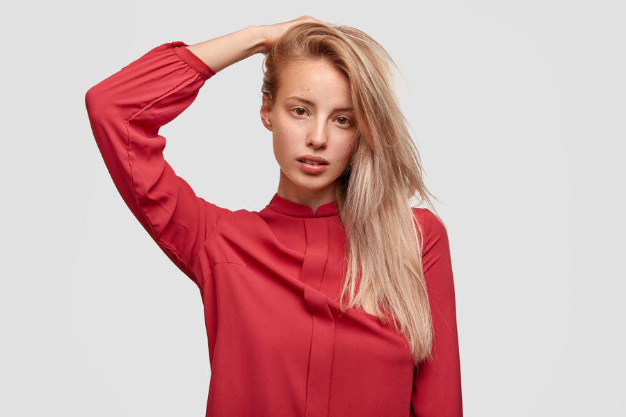 Celebrity-inspired ghost blonde hair showing effortless, natural-looking highlights